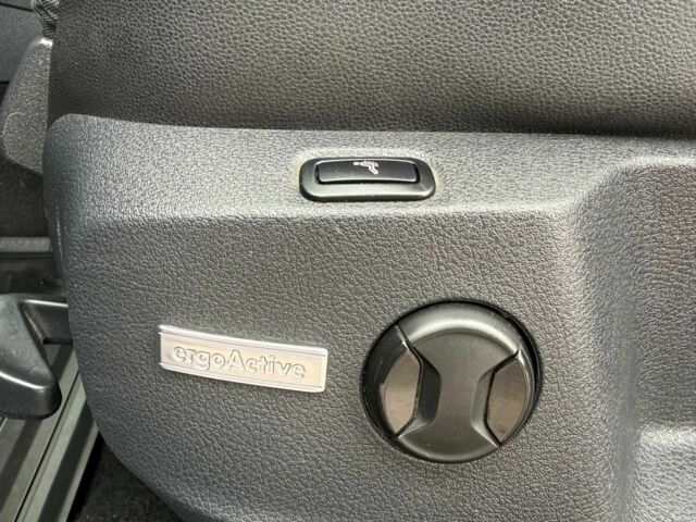 Синий Фольксваген Гольф, объемом двигателя 2 л и пробегом 205 тыс. км за 11200 $, фото 14 на Automoto.ua