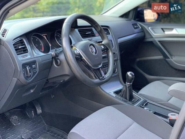 Синій Фольксваген Гольф, об'ємом двигуна 1.6 л та пробігом 365 тис. км за 9750 $, фото 33 на Automoto.ua