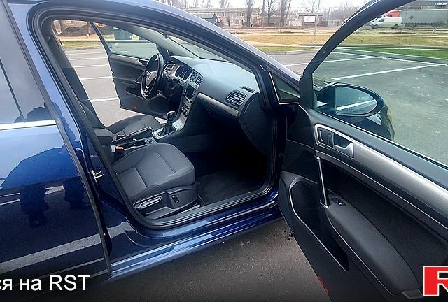 Синій Фольксваген Гольф, об'ємом двигуна 2 л та пробігом 284 тис. км за 9500 $, фото 10 на Automoto.ua