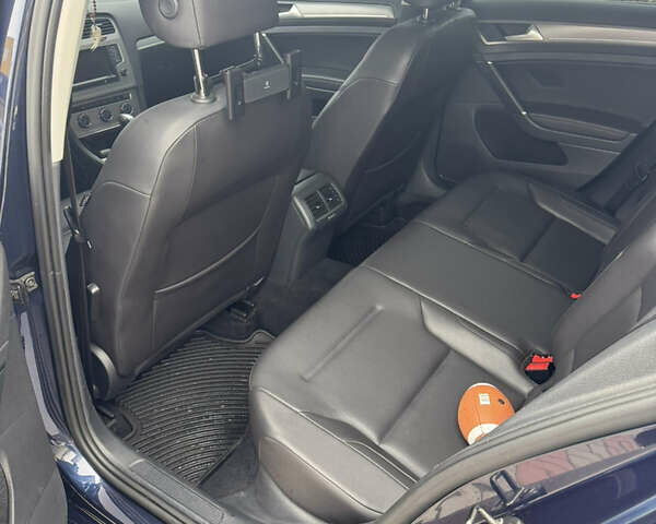 Синий Фольксваген Гольф, объемом двигателя 1.97 л и пробегом 145 тыс. км за 15000 $, фото 22 на Automoto.ua