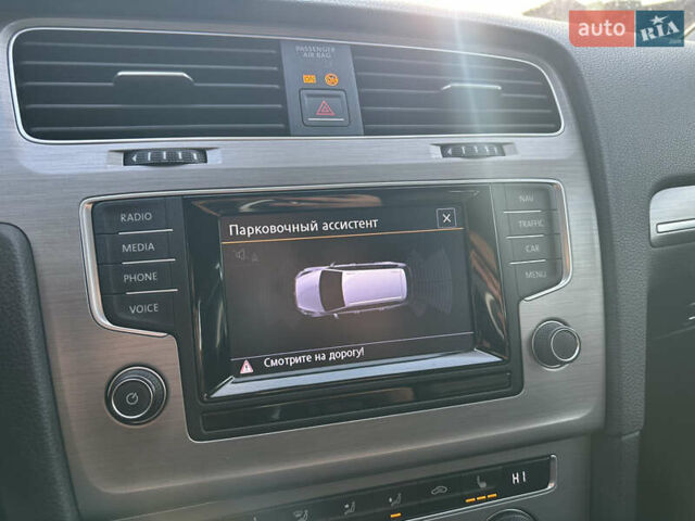 Синій Фольксваген Гольф, об'ємом двигуна 1.97 л та пробігом 255 тис. км за 12700 $, фото 28 на Automoto.ua