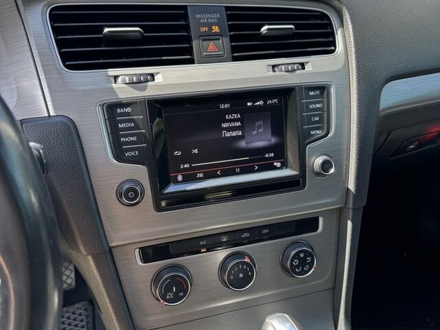 Синій Фольксваген Гольф, об'ємом двигуна 0 л та пробігом 200 тис. км за 9500 $, фото 18 на Automoto.ua