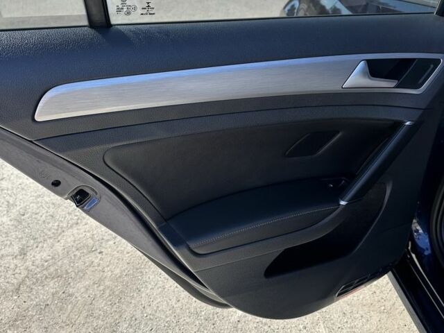 Синій Фольксваген Гольф, об'ємом двигуна 0 л та пробігом 200 тис. км за 9500 $, фото 9 на Automoto.ua