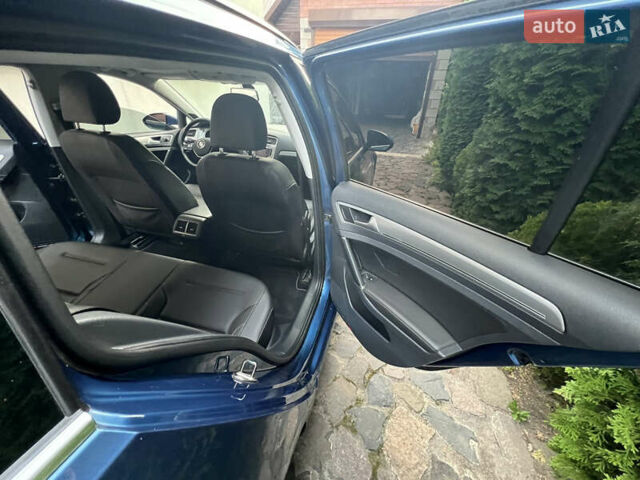 Синий Фольксваген Гольф, объемом двигателя 1.97 л и пробегом 186 тыс. км за 11600 $, фото 17 на Automoto.ua