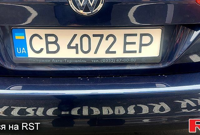 Синій Фольксваген Гольф, об'ємом двигуна 2 л та пробігом 284 тис. км за 9500 $, фото 6 на Automoto.ua