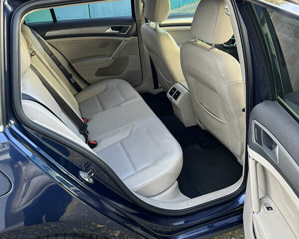 Синий Фольксваген Гольф, объемом двигателя 1.8 л и пробегом 113 тыс. км за 14500 $, фото 10 на Automoto.ua