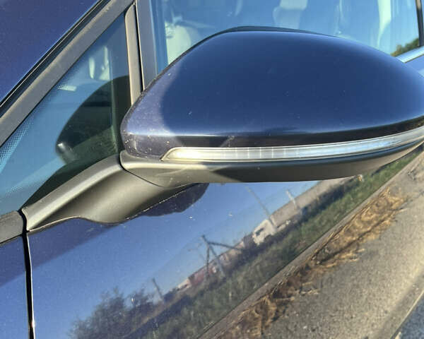 Синий Фольксваген Гольф, объемом двигателя 1.97 л и пробегом 260 тыс. км за 11999 $, фото 3 на Automoto.ua