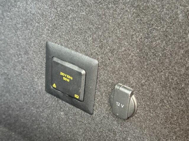 Синій Фольксваген Гольф, об'ємом двигуна 1.6 л та пробігом 226 тис. км за 4000 $, фото 9 на Automoto.ua