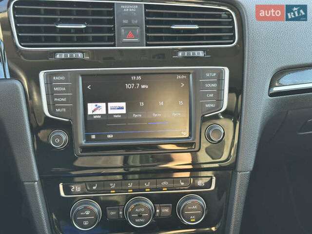 Фольксваген Гольф 2016 в Червонограде на Automoto.ua Синий Фольксваген Гольф, объемом двигателя 1.6 л и пробегом 278 тыс. км за 12005 $, фото 53 на Automoto.ua