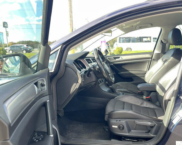 Синій Фольксваген Гольф, об'ємом двигуна 1.6 л та пробігом 246 тис. км за 12000 $, фото 13 на Automoto.ua