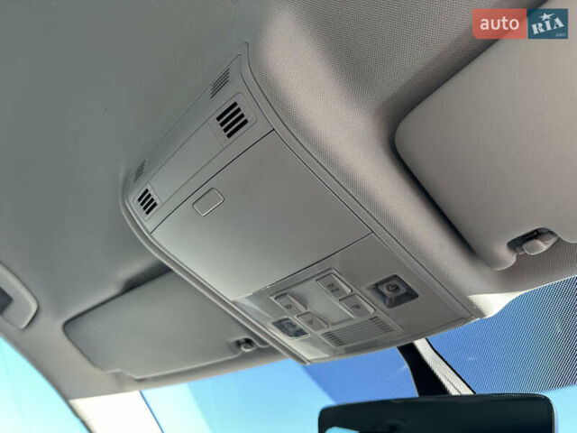 Фольксваген Гольф 2016 в Червонограде на Automoto.ua Синий Фольксваген Гольф, объемом двигателя 1.6 л и пробегом 278 тыс. км за 12005 $, фото 52 на Automoto.ua