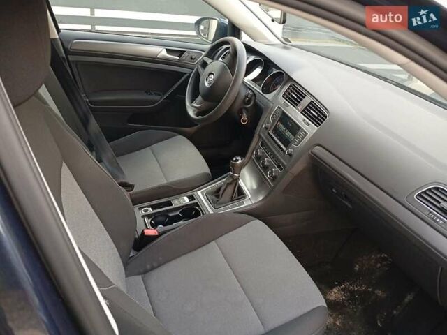 Синий Фольксваген Гольф, объемом двигателя 1.6 л и пробегом 280 тыс. км за 9450 $, фото 12 на Automoto.ua