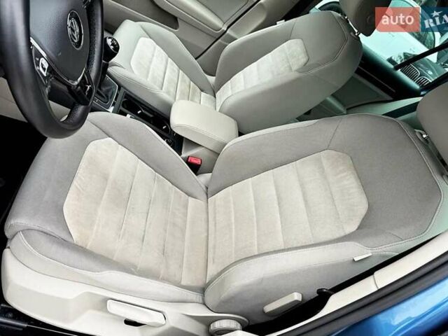 Синий Фольксваген Гольф, объемом двигателя 2 л и пробегом 196 тыс. км за 14500 $, фото 21 на Automoto.ua