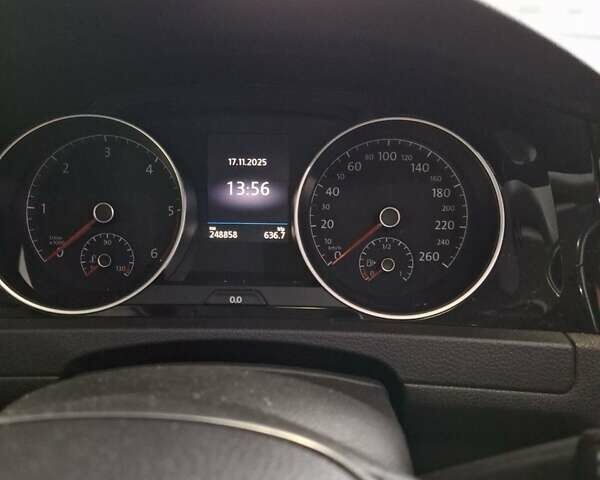 Синий Фольксваген Гольф, объемом двигателя 1.6 л и пробегом 248 тыс. км за 12500 $, фото 10 на Automoto.ua