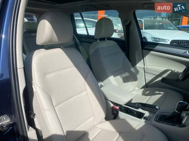 Синий Фольксваген Гольф, объемом двигателя 1.8 л и пробегом 159 тыс. км за 12300 $, фото 25 на Automoto.ua