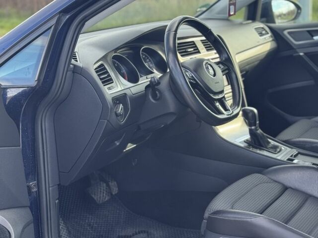 Синій Фольксваген Гольф, об'ємом двигуна 1.6 л та пробігом 226 тис. км за 4000 $, фото 15 на Automoto.ua