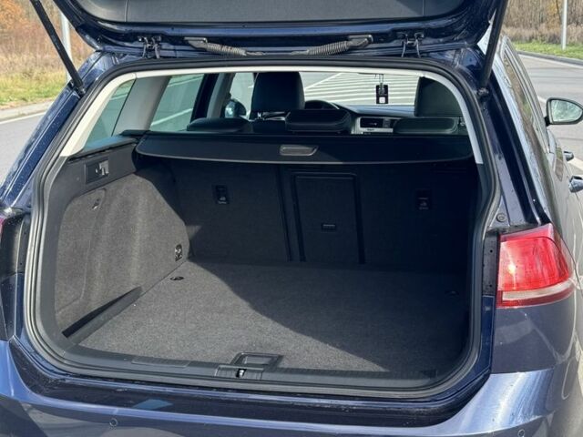 Синій Фольксваген Гольф, об'ємом двигуна 1.6 л та пробігом 226 тис. км за 4000 $, фото 8 на Automoto.ua