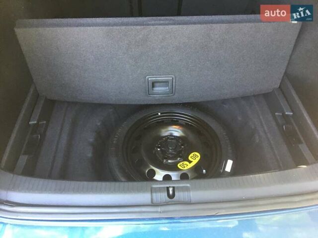 Синий Фольксваген Гольф, объемом двигателя 1.8 л и пробегом 152 тыс. км за 12900 $, фото 6 на Automoto.ua