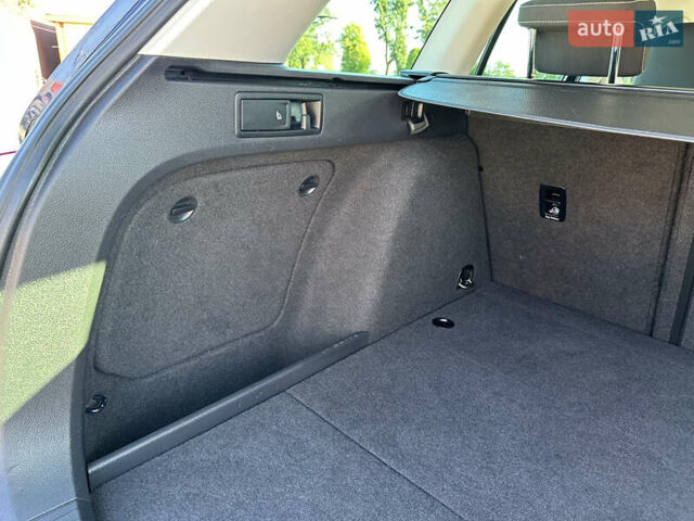 Фольксваген Гольф 2016 в Червонограде на Automoto.ua Синий Фольксваген Гольф, объемом двигателя 1.6 л и пробегом 278 тыс. км за 12005 $, фото 66 на Automoto.ua