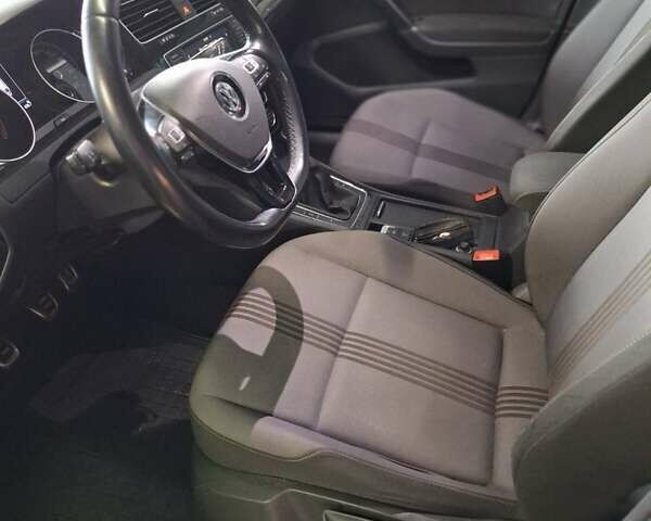 Синий Фольксваген Гольф, объемом двигателя 1.6 л и пробегом 248 тыс. км за 12500 $, фото 6 на Automoto.ua