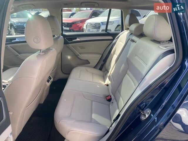 Синий Фольксваген Гольф, объемом двигателя 1.8 л и пробегом 159 тыс. км за 12300 $, фото 20 на Automoto.ua