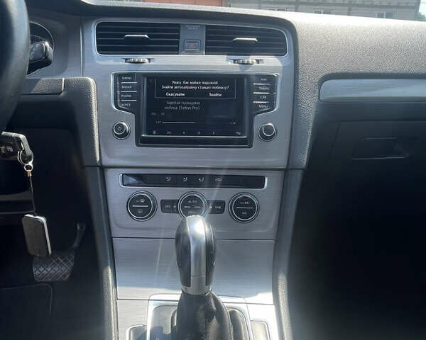 Синій Фольксваген Гольф, об'ємом двигуна 1.6 л та пробігом 258 тис. км за 11400 $, фото 9 на Automoto.ua