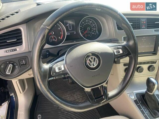 Синий Фольксваген Гольф, объемом двигателя 1.8 л и пробегом 159 тыс. км за 12300 $, фото 13 на Automoto.ua