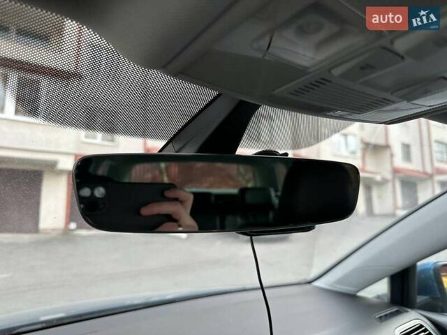 Синий Фольксваген Гольф, объемом двигателя 1.6 л и пробегом 205 тыс. км за 12800 $, фото 22 на Automoto.ua