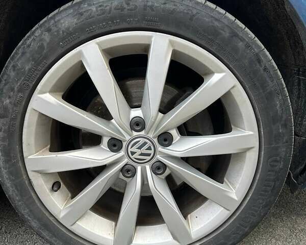 Синий Фольксваген Гольф, объемом двигателя 1.6 л и пробегом 205 тыс. км за 12800 $, фото 17 на Automoto.ua