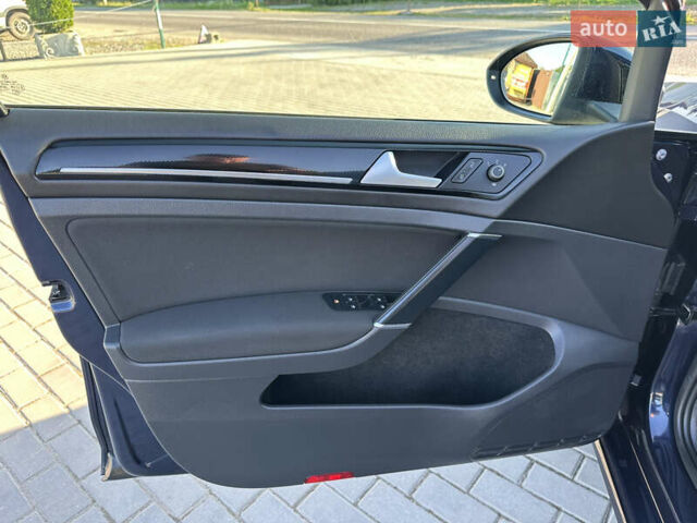 Фольксваген Гольф 2016 в Червонограде на Automoto.ua Синий Фольксваген Гольф, объемом двигателя 1.6 л и пробегом 278 тыс. км за 12005 $, фото 23 на Automoto.ua