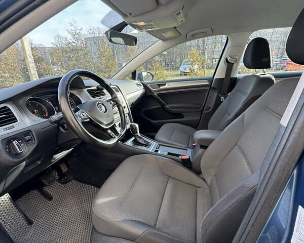 Синий Фольксваген Гольф, объемом двигателя 1.6 л и пробегом 162 тыс. км за 12200 $, фото 5 на Automoto.ua