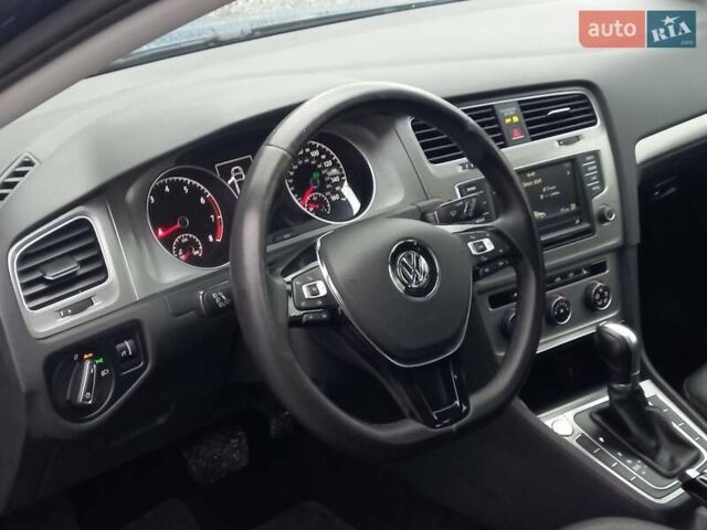 Синий Фольксваген Гольф, объемом двигателя 1.8 л и пробегом 197 тыс. км за 10500 $, фото 25 на Automoto.ua