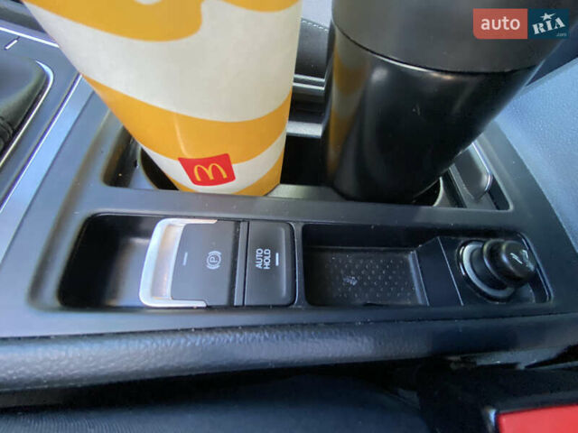 Синій Фольксваген Гольф, об'ємом двигуна 1.6 л та пробігом 219 тис. км за 13600 $, фото 11 на Automoto.ua
