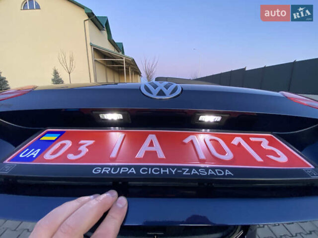 Синий Фольксваген Гольф, объемом двигателя 1.6 л и пробегом 235 тыс. км за 11700 $, фото 103 на Automoto.ua