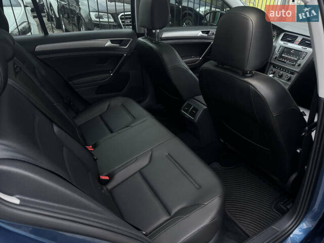 Синий Фольксваген Гольф, объемом двигателя 1.8 л и пробегом 205 тыс. км за 12999 $, фото 24 на Automoto.ua