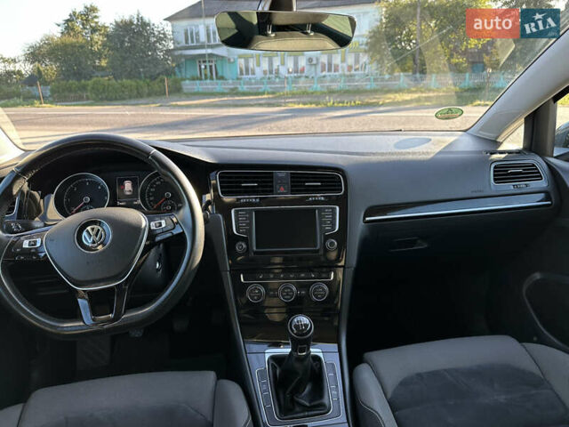 Фольксваген Гольф 2016 в Червонограде на Automoto.ua Синий Фольксваген Гольф, объемом двигателя 1.6 л и пробегом 278 тыс. км за 12005 $, фото 18 на Automoto.ua