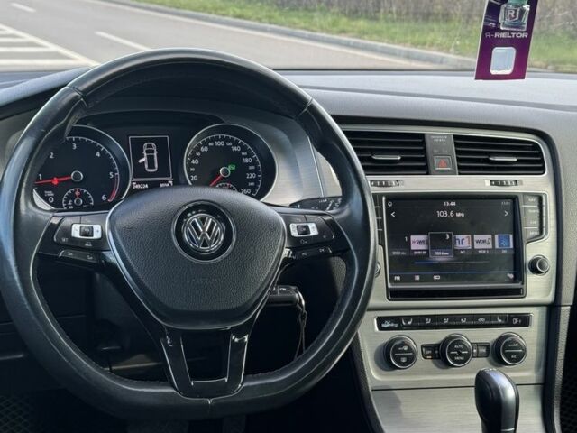 Синій Фольксваген Гольф, об'ємом двигуна 1.6 л та пробігом 226 тис. км за 4000 $, фото 14 на Automoto.ua