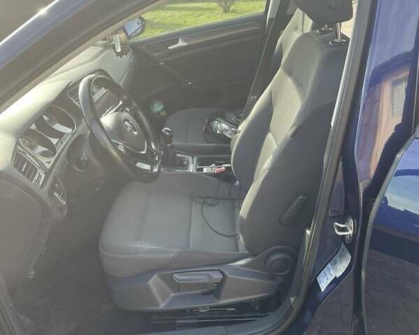 Синій Фольксваген Гольф, об'ємом двигуна 1.6 л та пробігом 222 тис. км за 11800 $, фото 5 на Automoto.ua