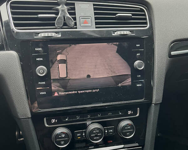 Синій Фольксваген Гольф, об'ємом двигуна 1.97 л та пробігом 250 тис. км за 13800 $, фото 9 на Automoto.ua