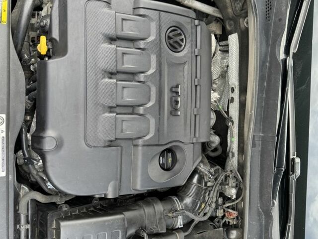 Синий Фольксваген Гольф, объемом двигателя 2 л и пробегом 290 тыс. км за 14000 $, фото 19 на Automoto.ua