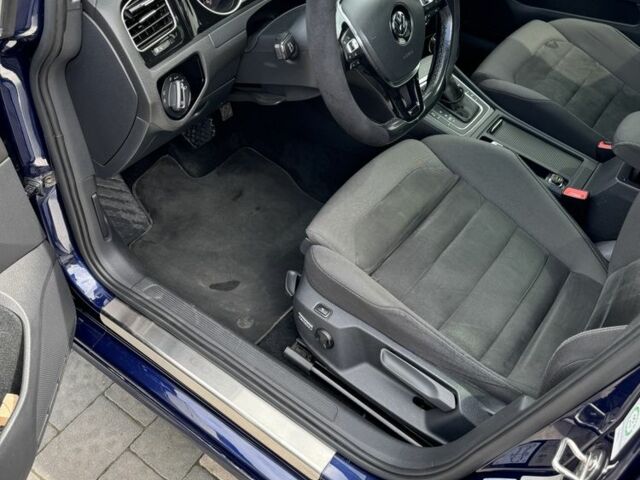 Синий Фольксваген Гольф, объемом двигателя 2 л и пробегом 290 тыс. км за 14000 $, фото 15 на Automoto.ua