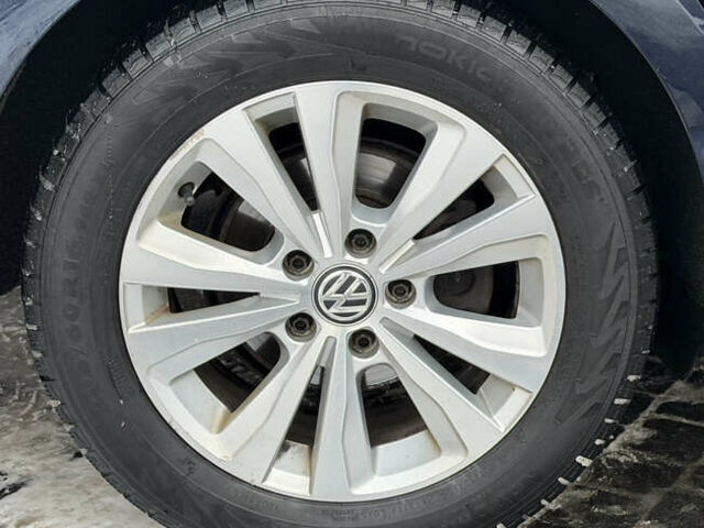 Синий Фольксваген Гольф, объемом двигателя 1.8 л и пробегом 213 тыс. км за 11999 $, фото 9 на Automoto.ua