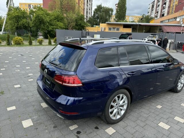 Синий Фольксваген Гольф, объемом двигателя 2 л и пробегом 290 тыс. км за 14000 $, фото 5 на Automoto.ua