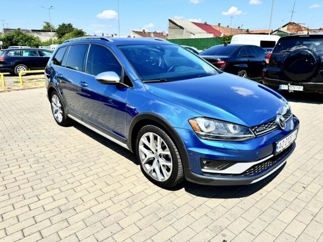 Синий Фольксваген Гольф, объемом двигателя 1.8 л и пробегом 107 тыс. км за 13900 $, фото 2 на Automoto.ua