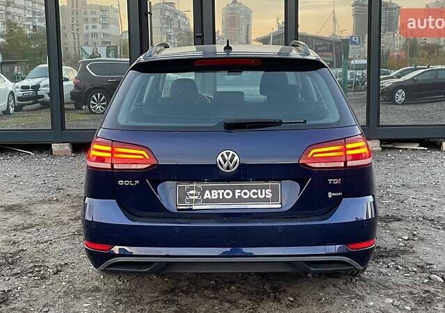 Синий Фольксваген Гольф, объемом двигателя 1.6 л и пробегом 239 тыс. км за 12990 $, фото 5 на Automoto.ua