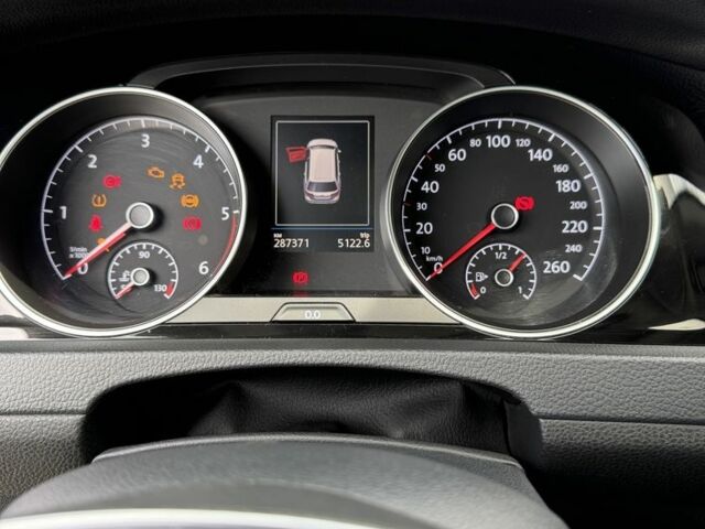 Синий Фольксваген Гольф, объемом двигателя 2 л и пробегом 290 тыс. км за 14000 $, фото 18 на Automoto.ua