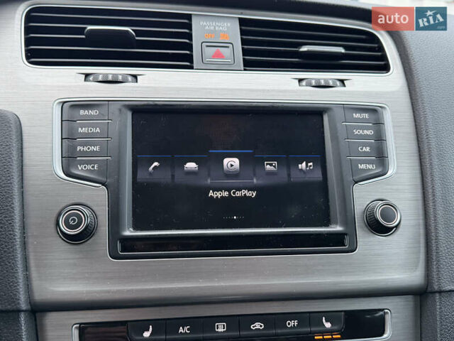 Синий Фольксваген Гольф, объемом двигателя 1.8 л и пробегом 213 тыс. км за 11999 $, фото 32 на Automoto.ua