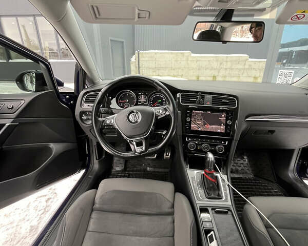 Синій Фольксваген Гольф, об'ємом двигуна 1.97 л та пробігом 250 тис. км за 13800 $, фото 14 на Automoto.ua