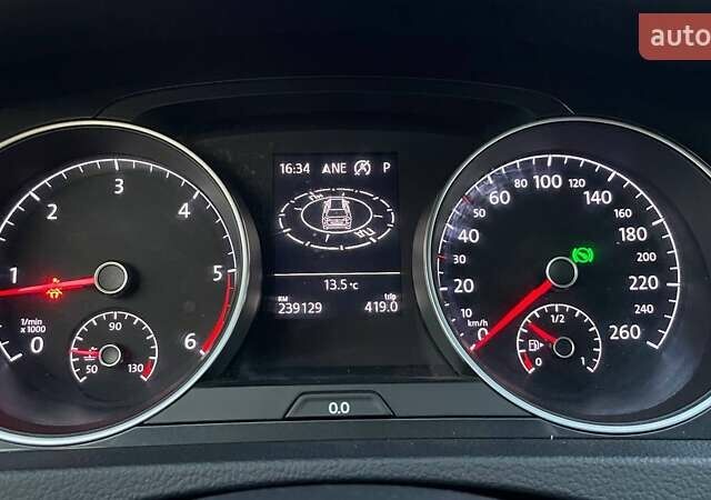 Синий Фольксваген Гольф, объемом двигателя 1.6 л и пробегом 239 тыс. км за 12990 $, фото 17 на Automoto.ua