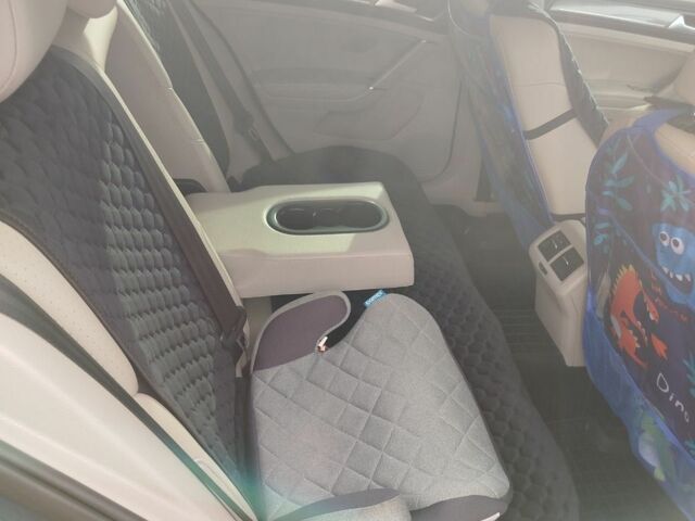 Синий Фольксваген Гольф, объемом двигателя 1.8 л и пробегом 107 тыс. км за 13200 $, фото 18 на Automoto.ua